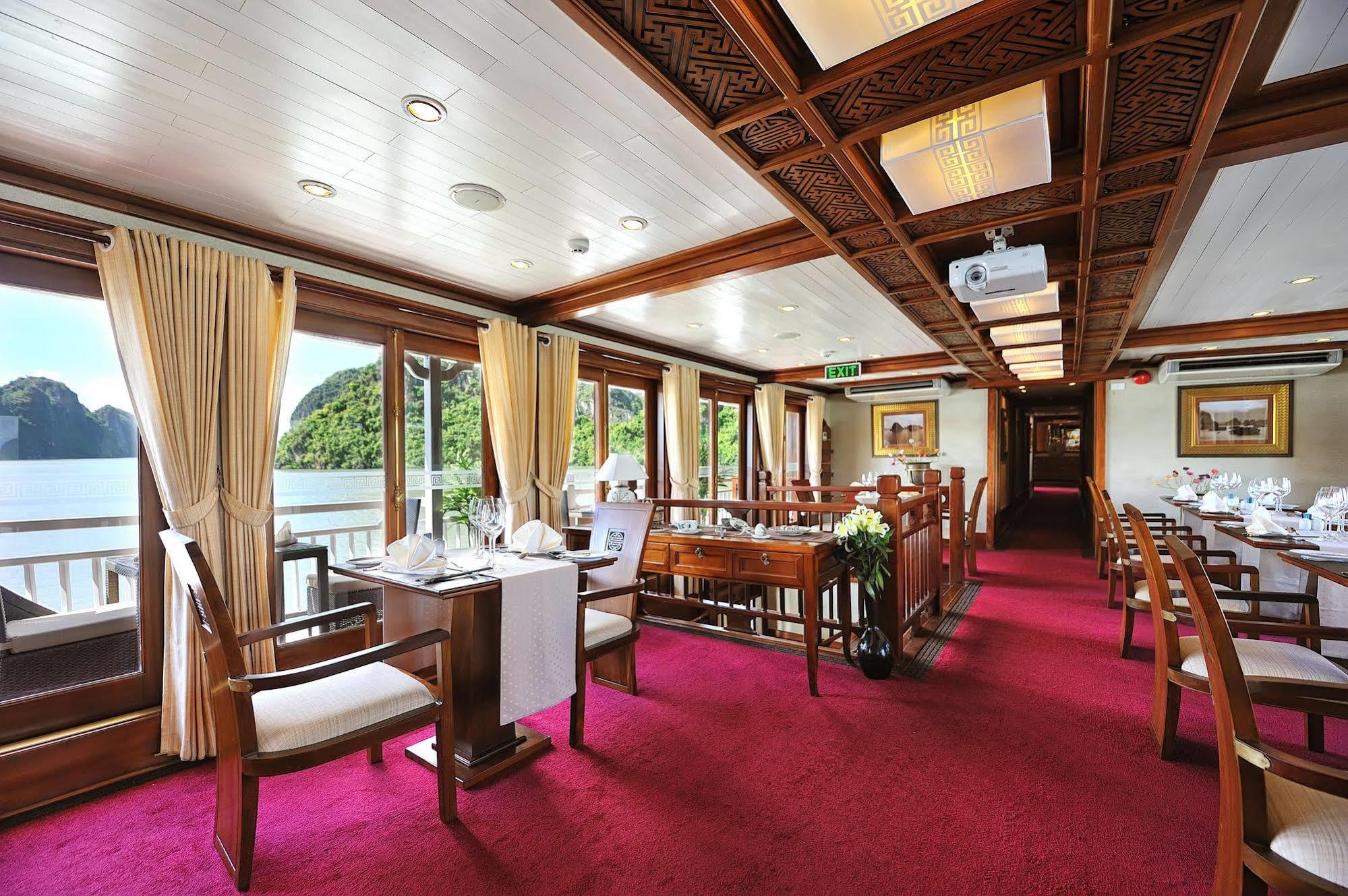 Paradise Peak Cruise 5* Ha Long