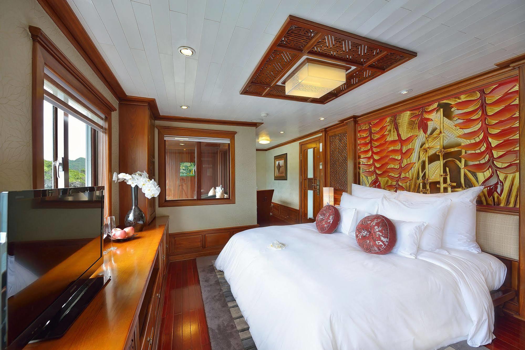  Paradise Peak Cruise Ha Long