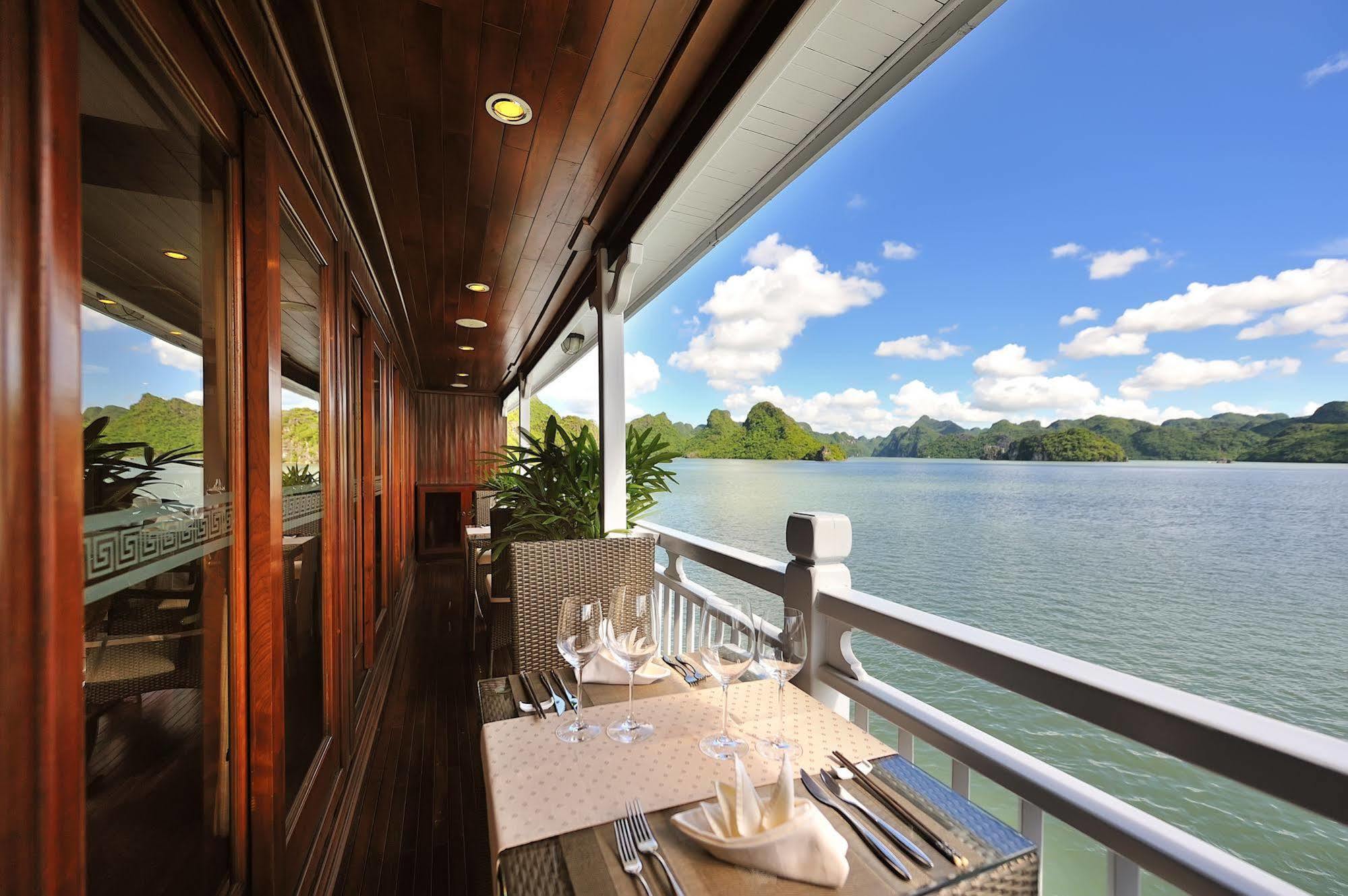 Paradise Peak Cruise Ha Long